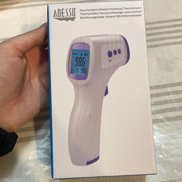 Adesso non contact thermometer - Picture 1 of 3